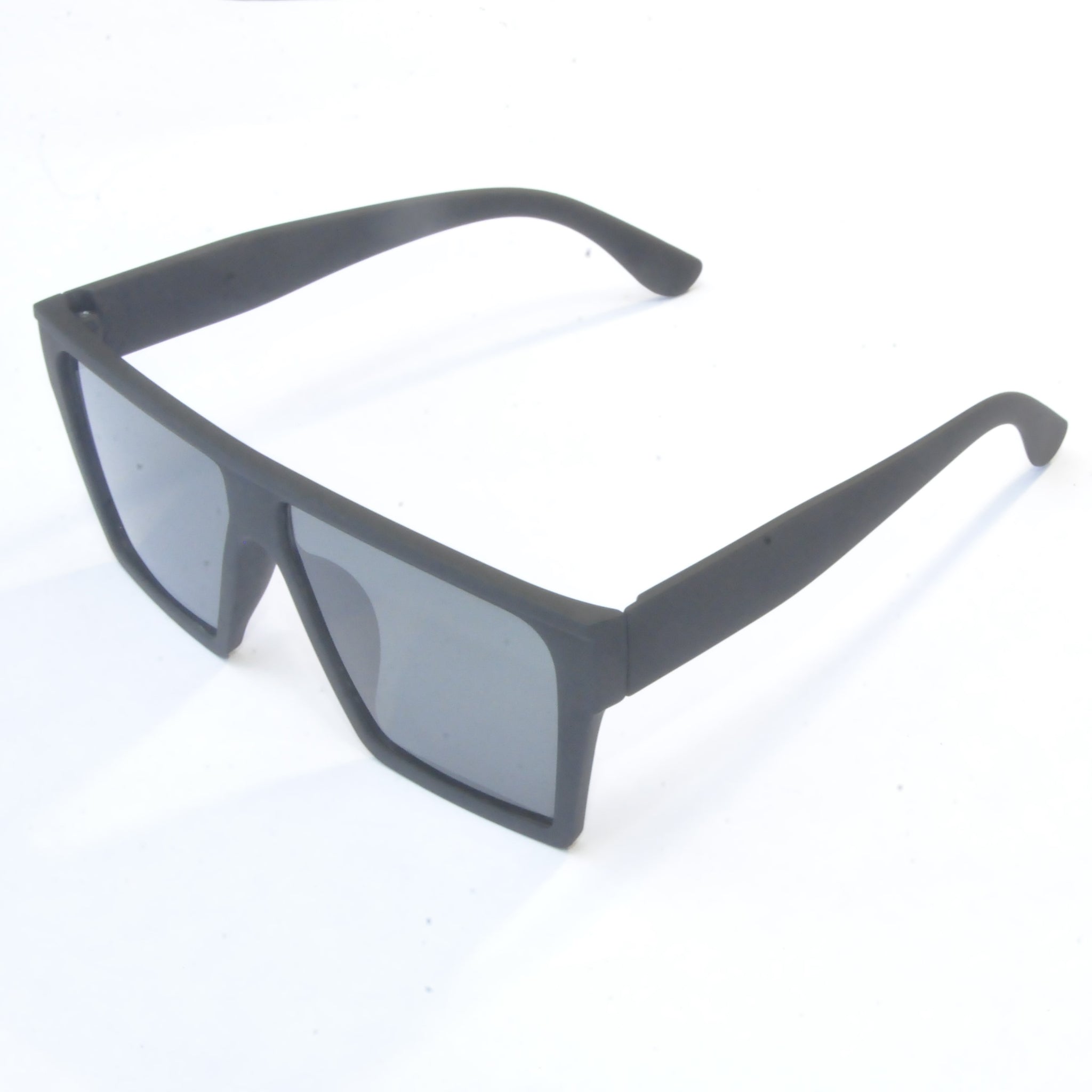 Tredvibe  Black Rectangular Sunglasses Men & Women 1234TD1100