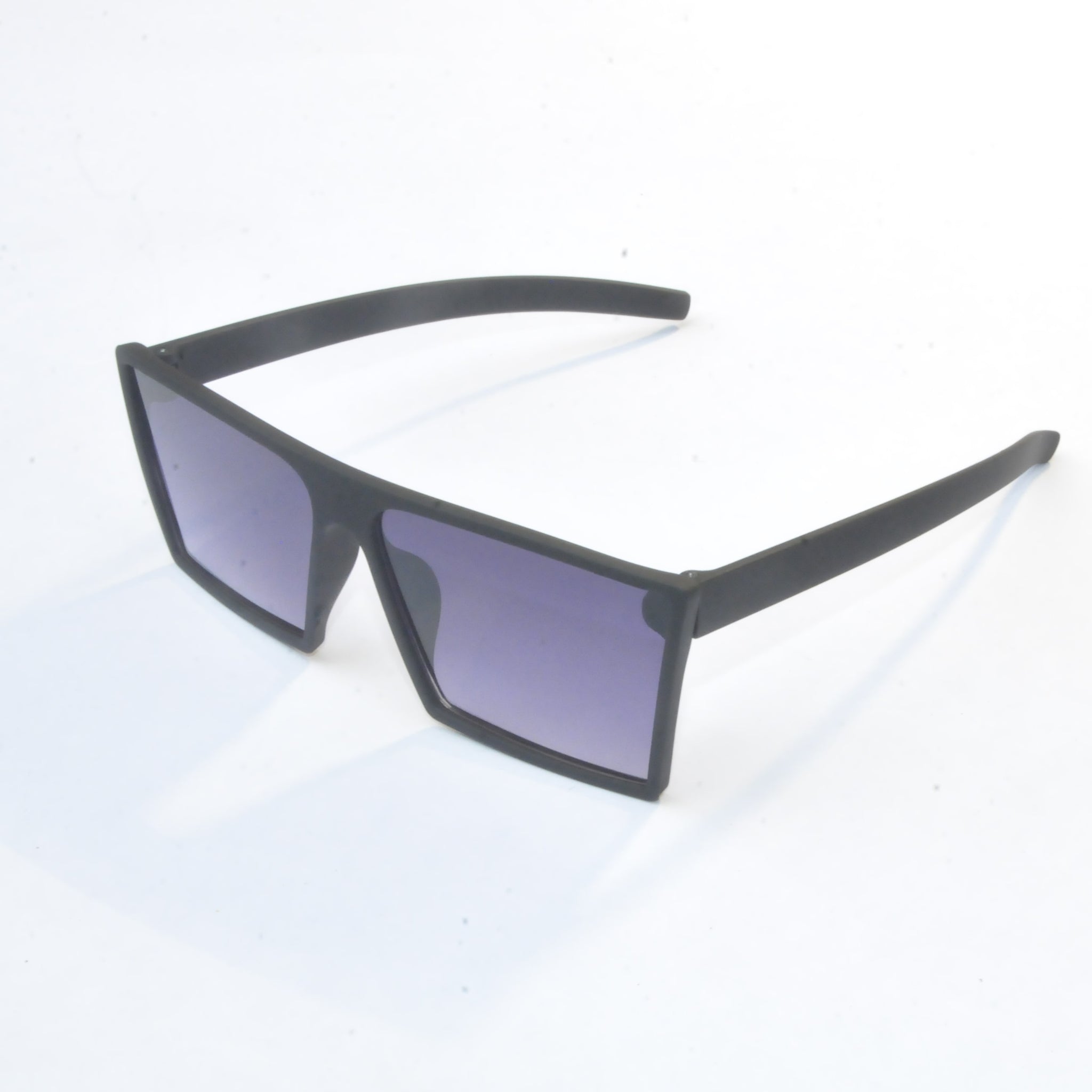 Tredvibe Rectangular Black Volite Sunglassess 20